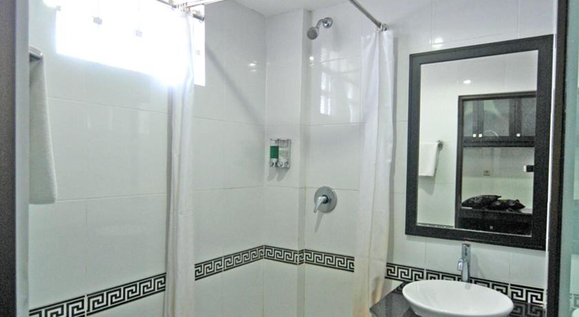 Arya Hotel & Spa กูตา ภายนอก รูปภาพ