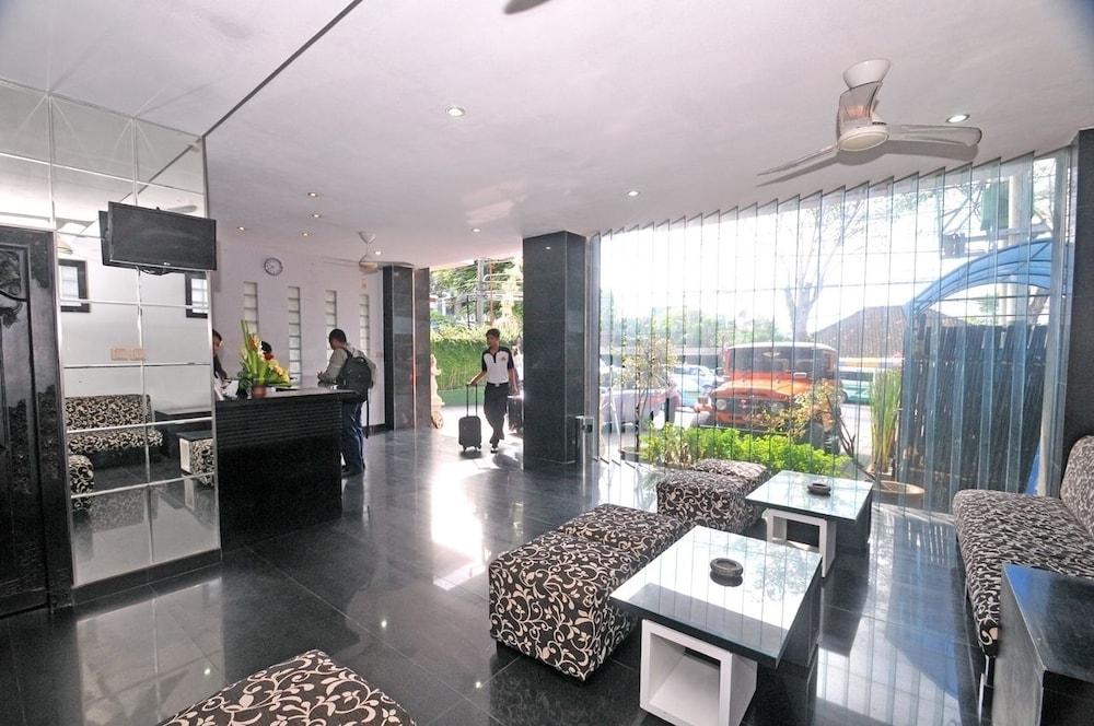 Arya Hotel & Spa กูตา ภายนอก รูปภาพ