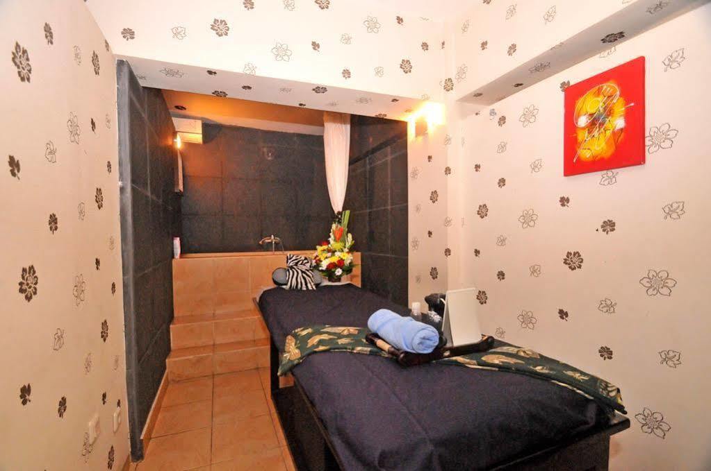 Arya Hotel & Spa กูตา ภายนอก รูปภาพ